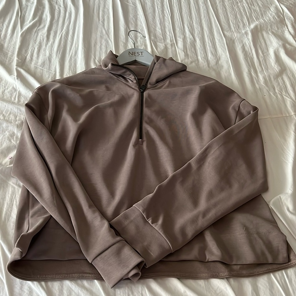 Athleta 1/4 zip sweater. Seasoft. Taupe. Excellent condition